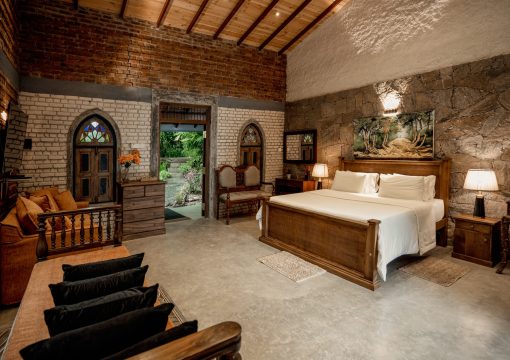 Savendara Villa with River Tub with Private Pool